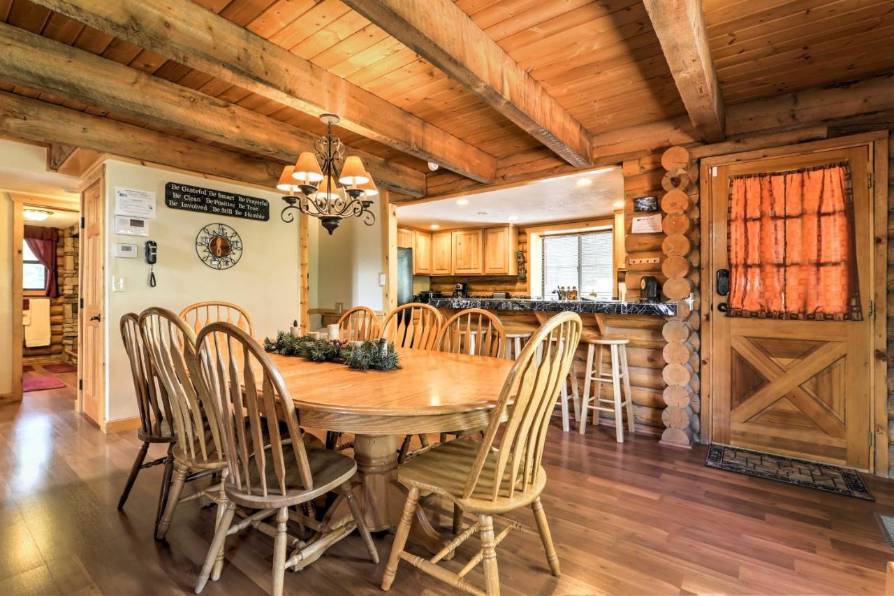Cozy Utah Cabin With Deck And Fire Pit! Duck Creek Village Екстериор снимка